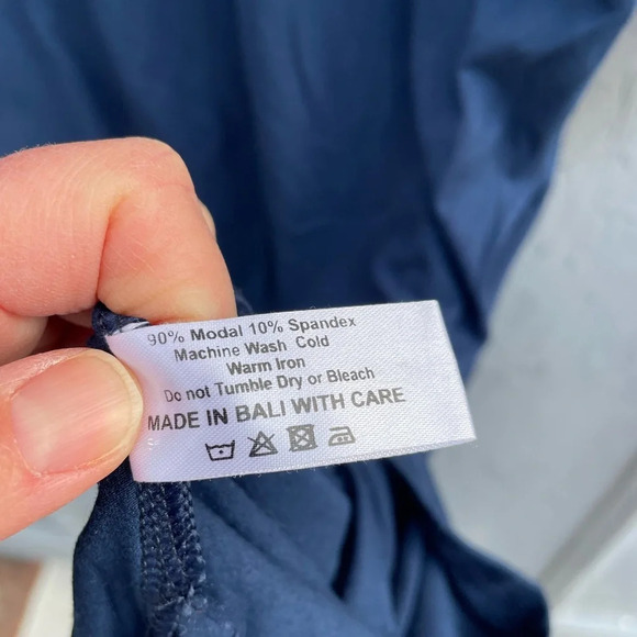 Cutler Mock  Turtleneck t-shirt maternity dress, size Large - Picture 11 of 11